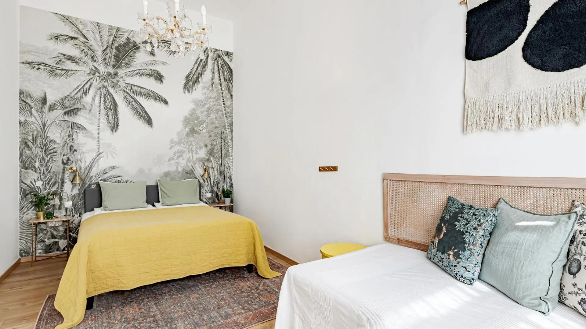Hidden Gem In The Very Heart Of The City Boedapest Appartement